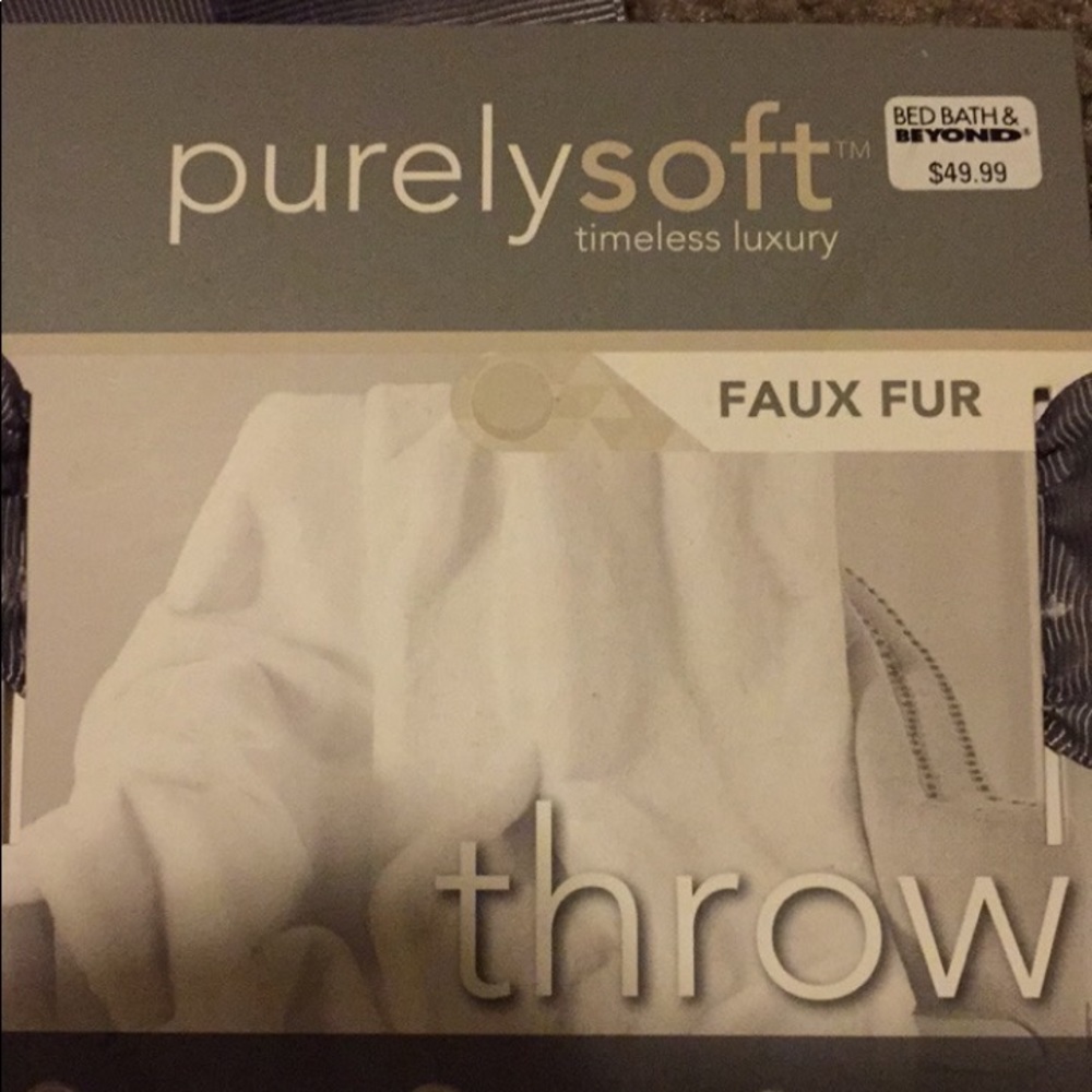 Purely soft faux fur throw